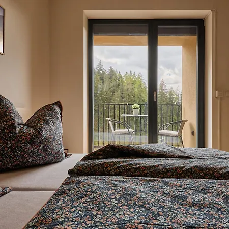 Cerny Dul-2 By Interhome